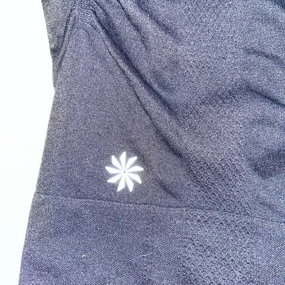 athleta black small shirt in good condition - Picture 2 of 5
